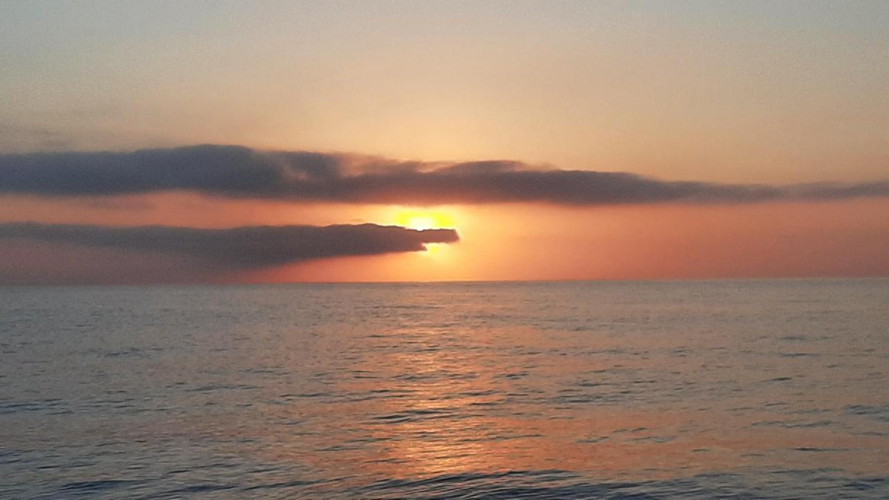 Adosadito Playa Олива Экстерьер фото