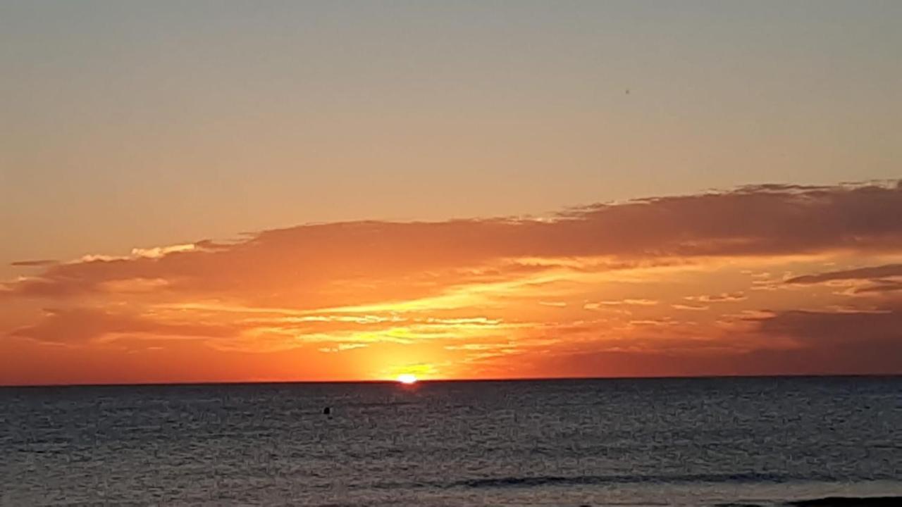 Adosadito Playa Олива Экстерьер фото